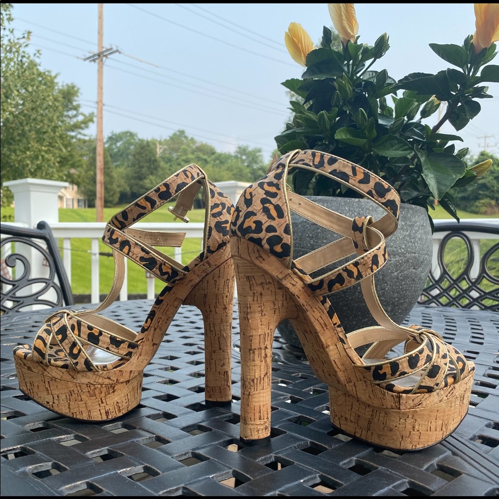 Bebe New Leopard strappy sandal heels. 8